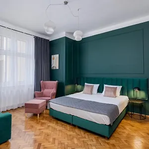 Wawel Boutique - Old Town Polsko